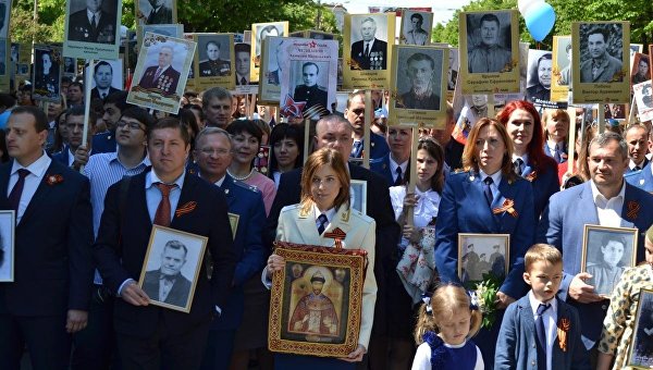 Поклонская в шествии Поклонская в шествии