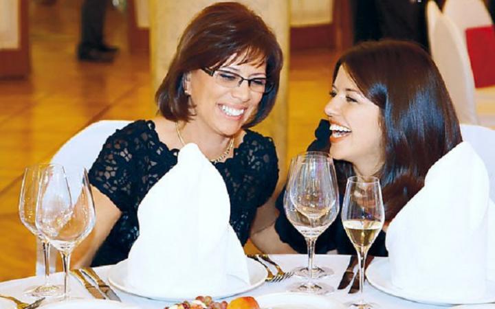 Ирина Роднина с дочерью Ирина Роднина с дочерью