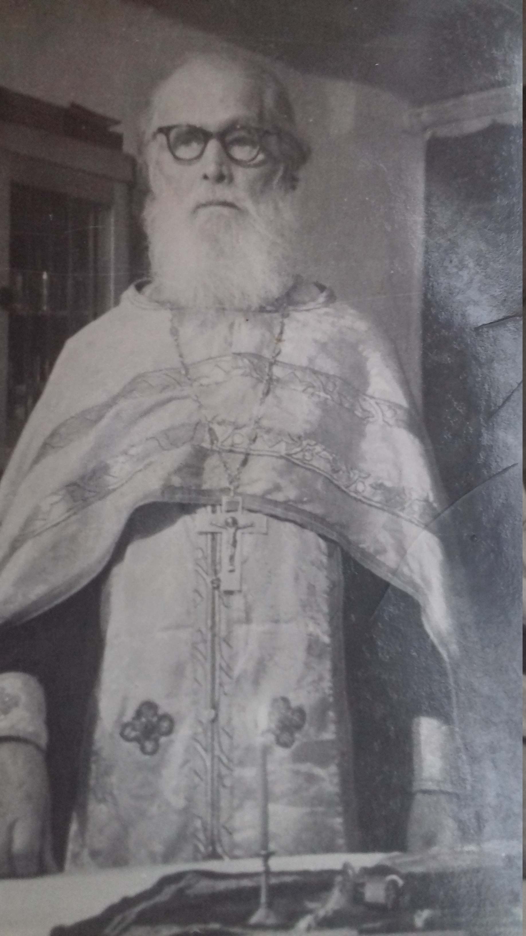Священник Священник