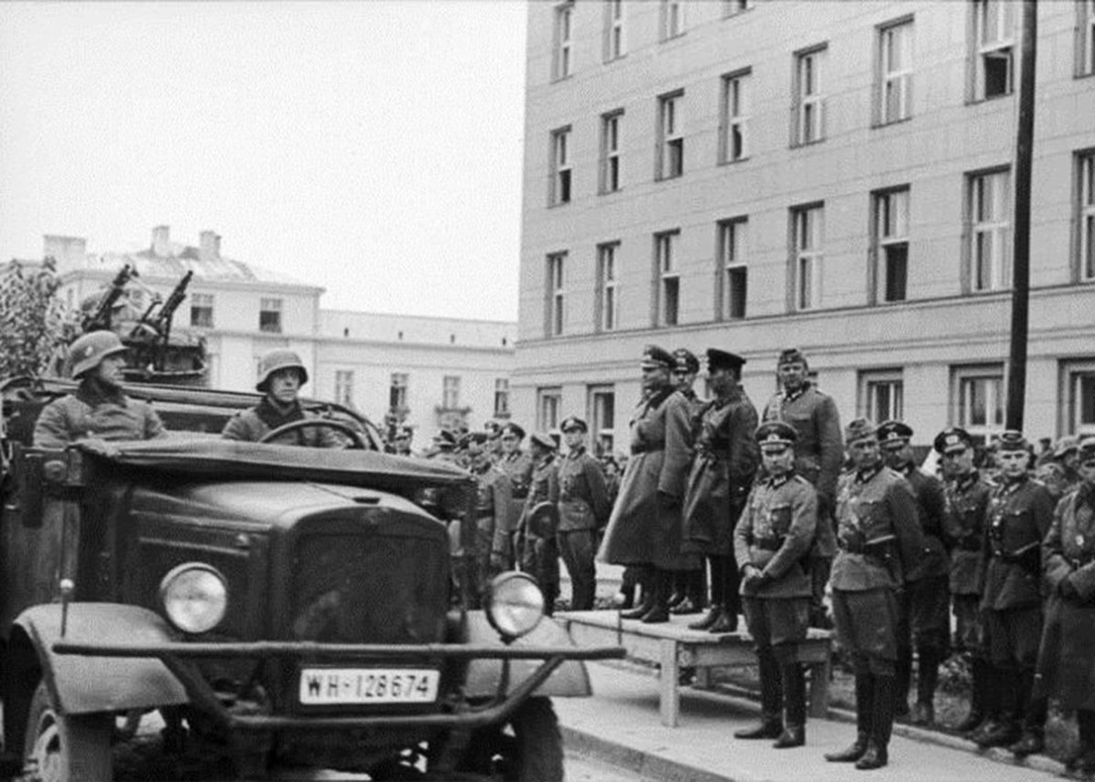 Парад в Бресте 2 Парад в Бресте 2