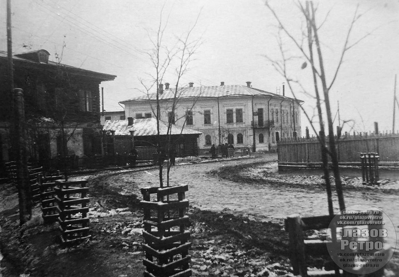 глазов пл Свободы 1940 годы глазов пл Свободы 1940 годы